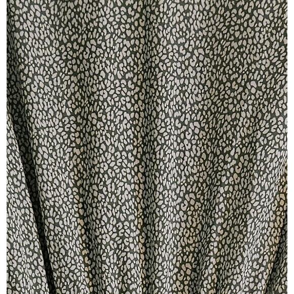 Kirundo Womens Green Tiered Midi Dress SZ L Balloon Sleeves V-Neck Cottage Core - Picture 7 of 7